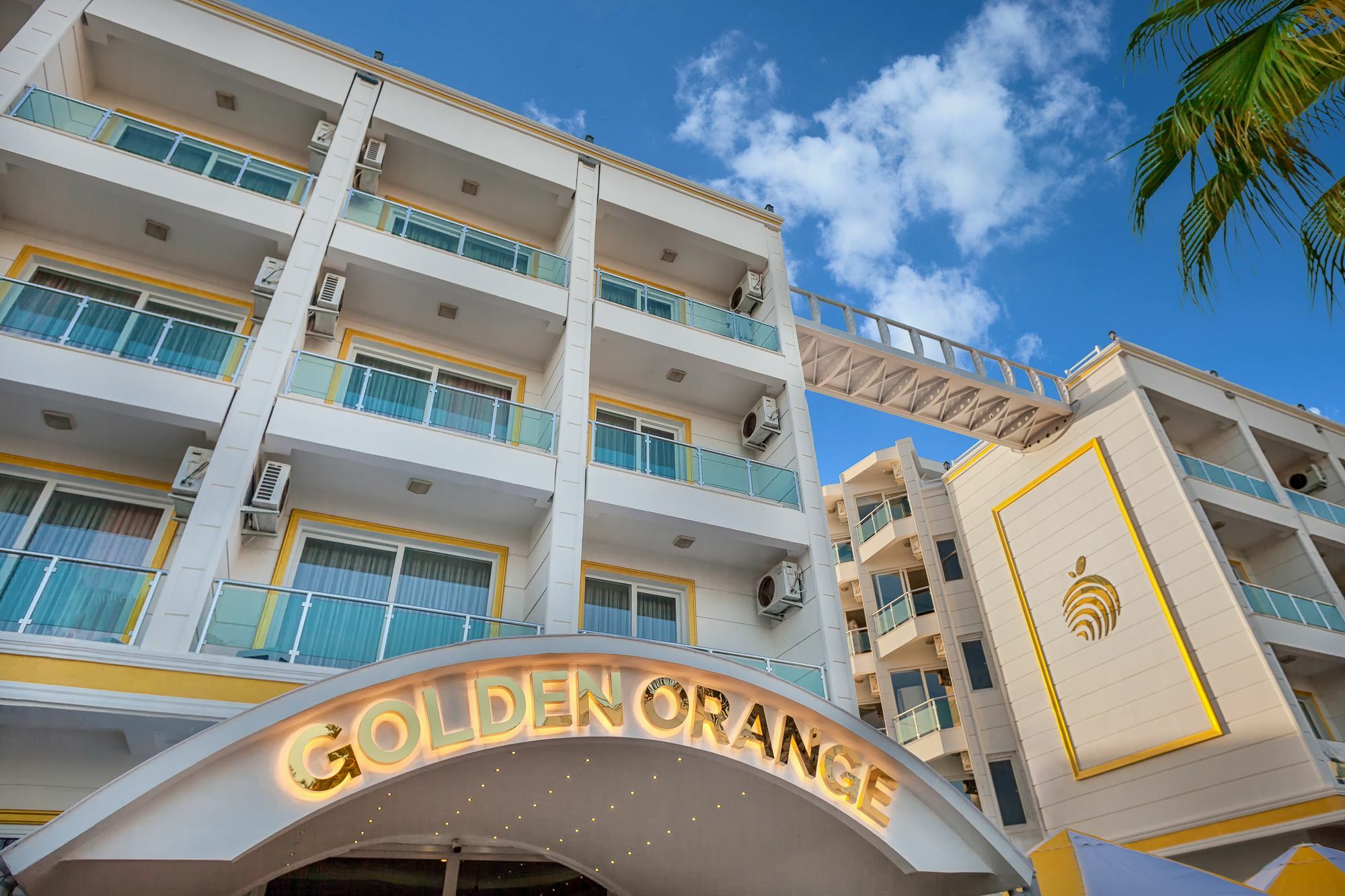 Hotel Golden Orange 3*
