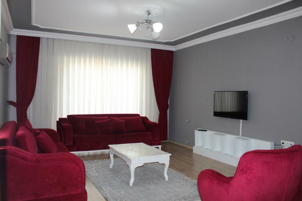Elit Park Residence Apartment