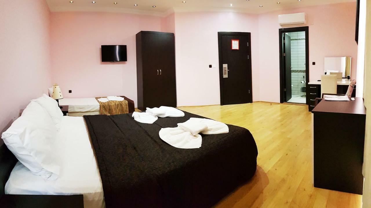Kolibry Hotel 3*