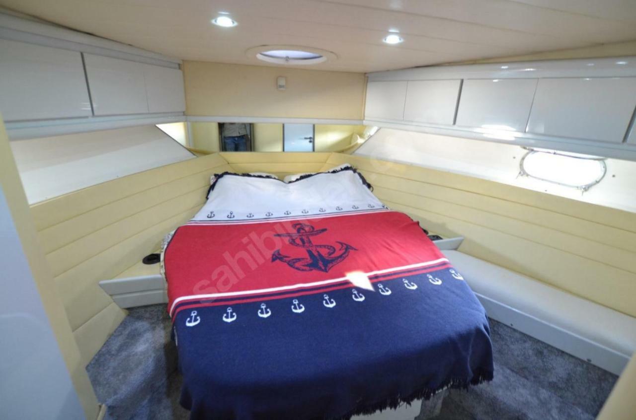 Azce Yatcilik Botel