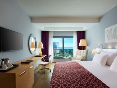 Otel Akra V 4*