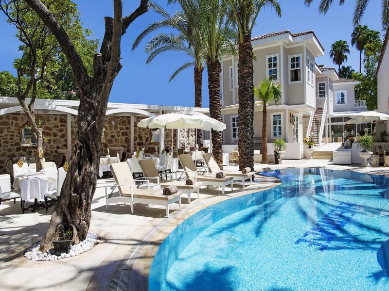 Hotel Elegance East