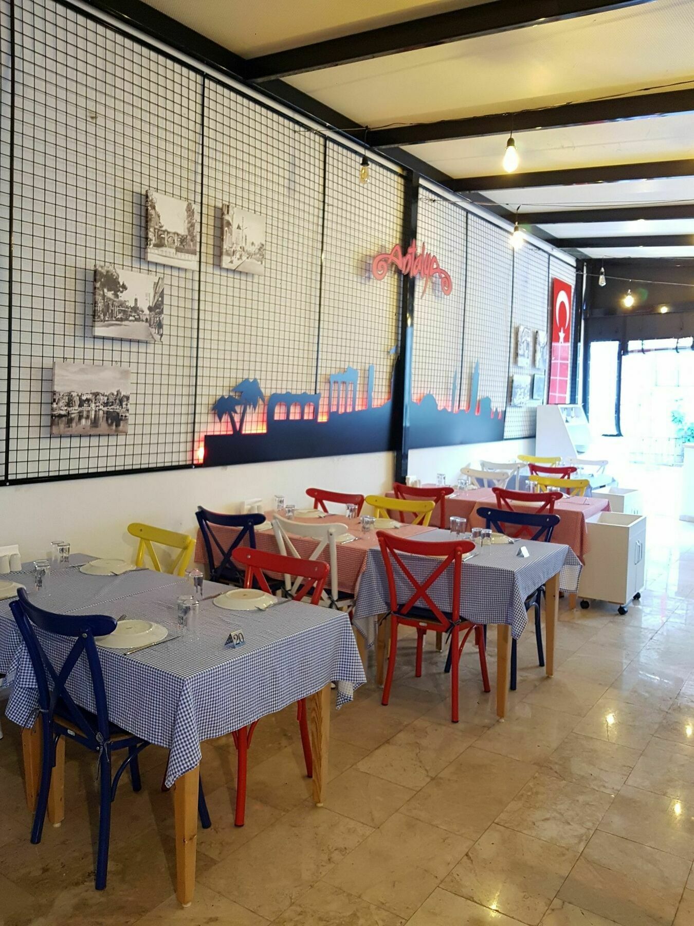 Hotel Umet 2*