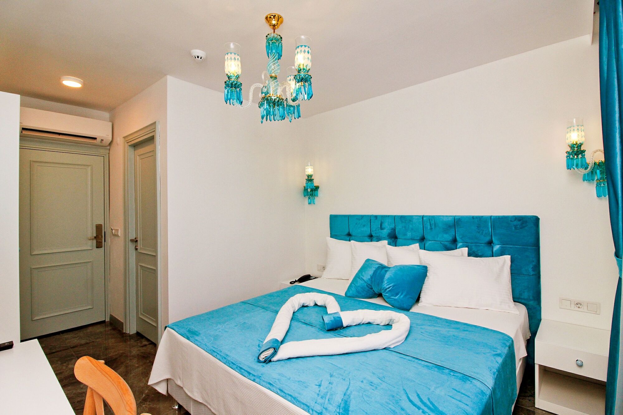 Hotel Yazar Lara 3*