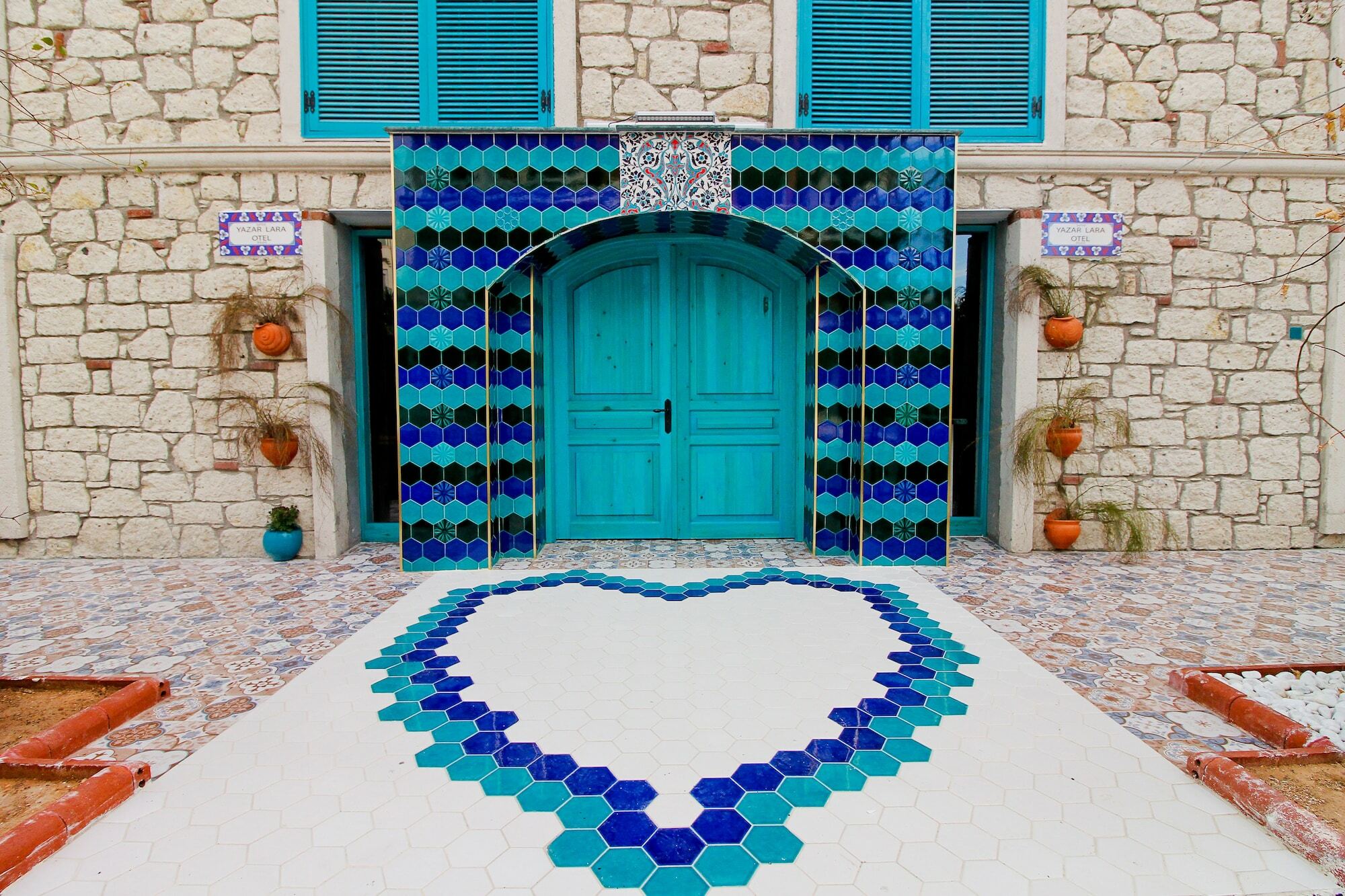 Yazar Lara Hotel Antalya