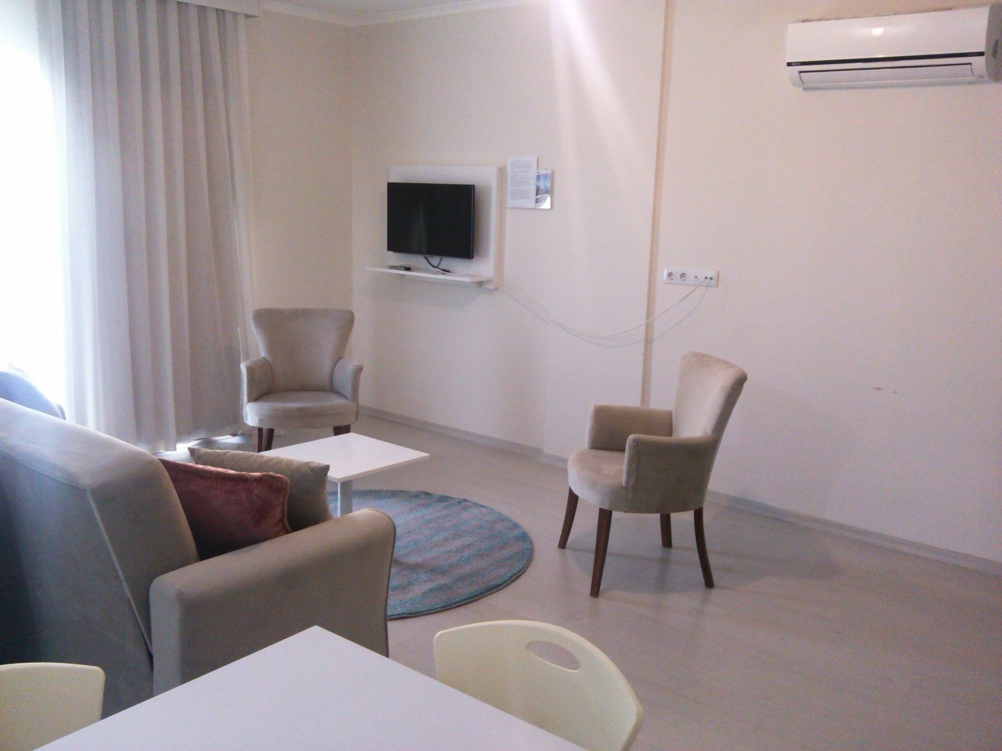 Aparthotel Hun Club 2*