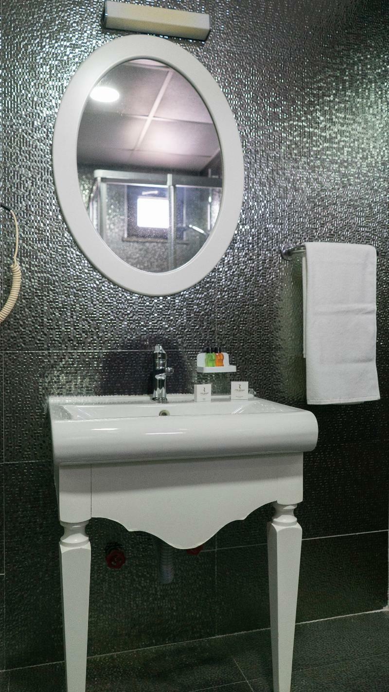 Microyal Otel 2*