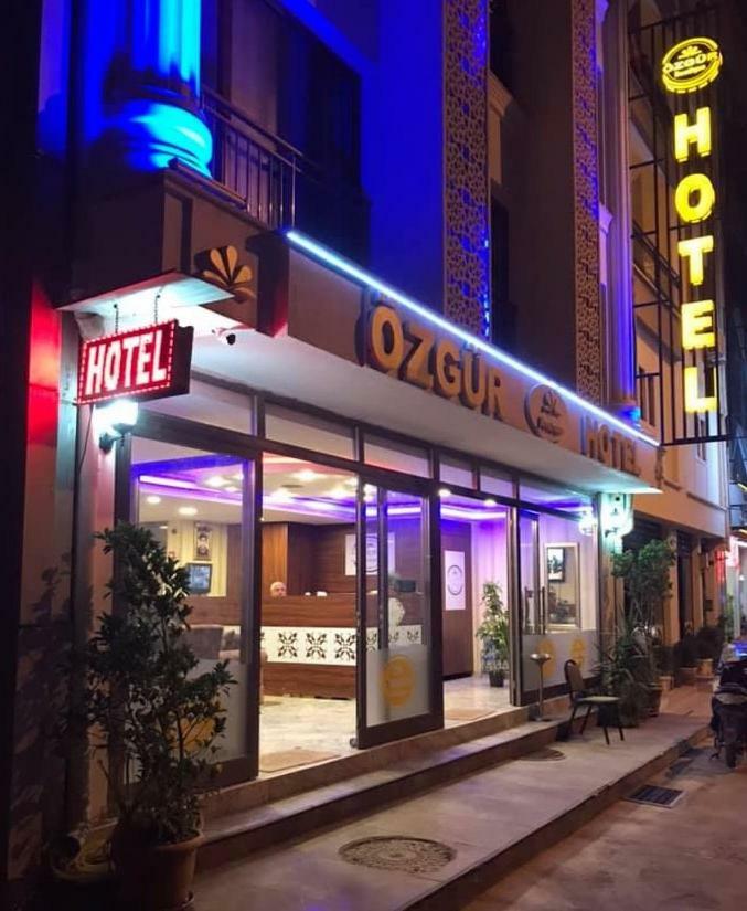 Oezguer 3* Antalya