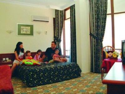 Hotel Club Delfin 4*