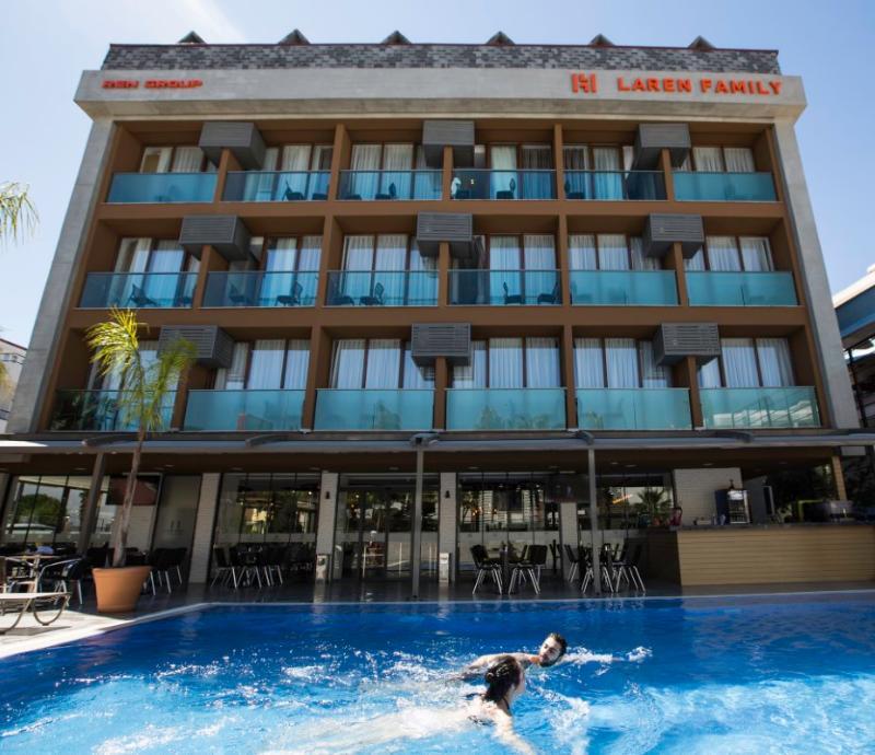 Laren Seaside & 4*