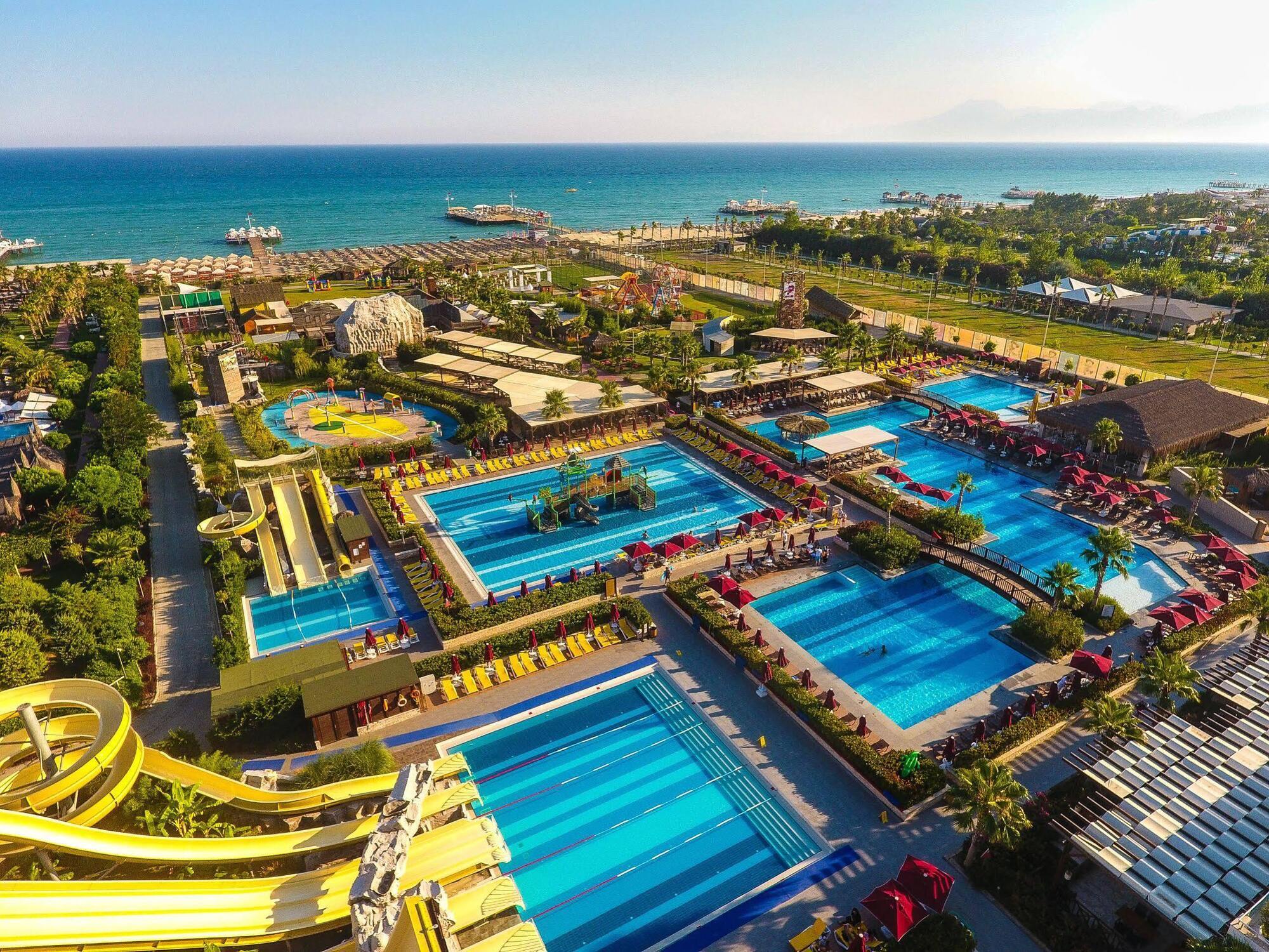 Aska Lara & Antalya