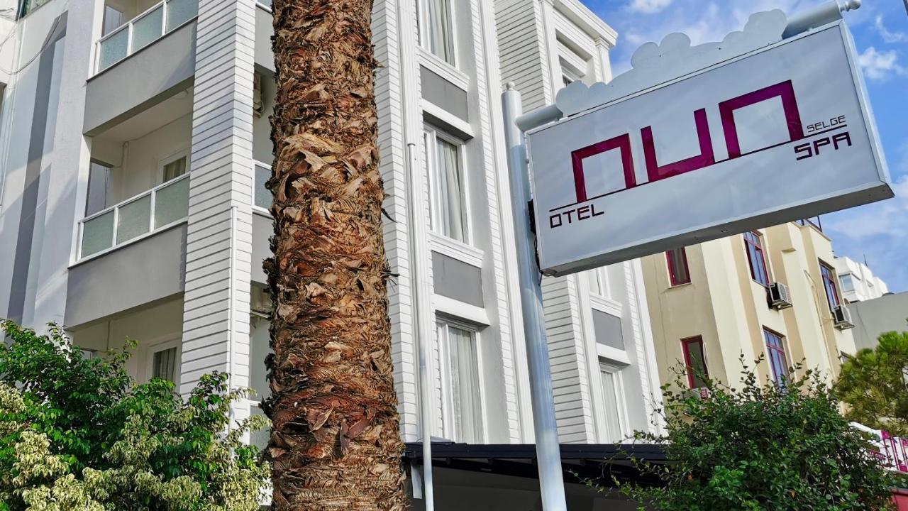 Nun & Hotel 2*