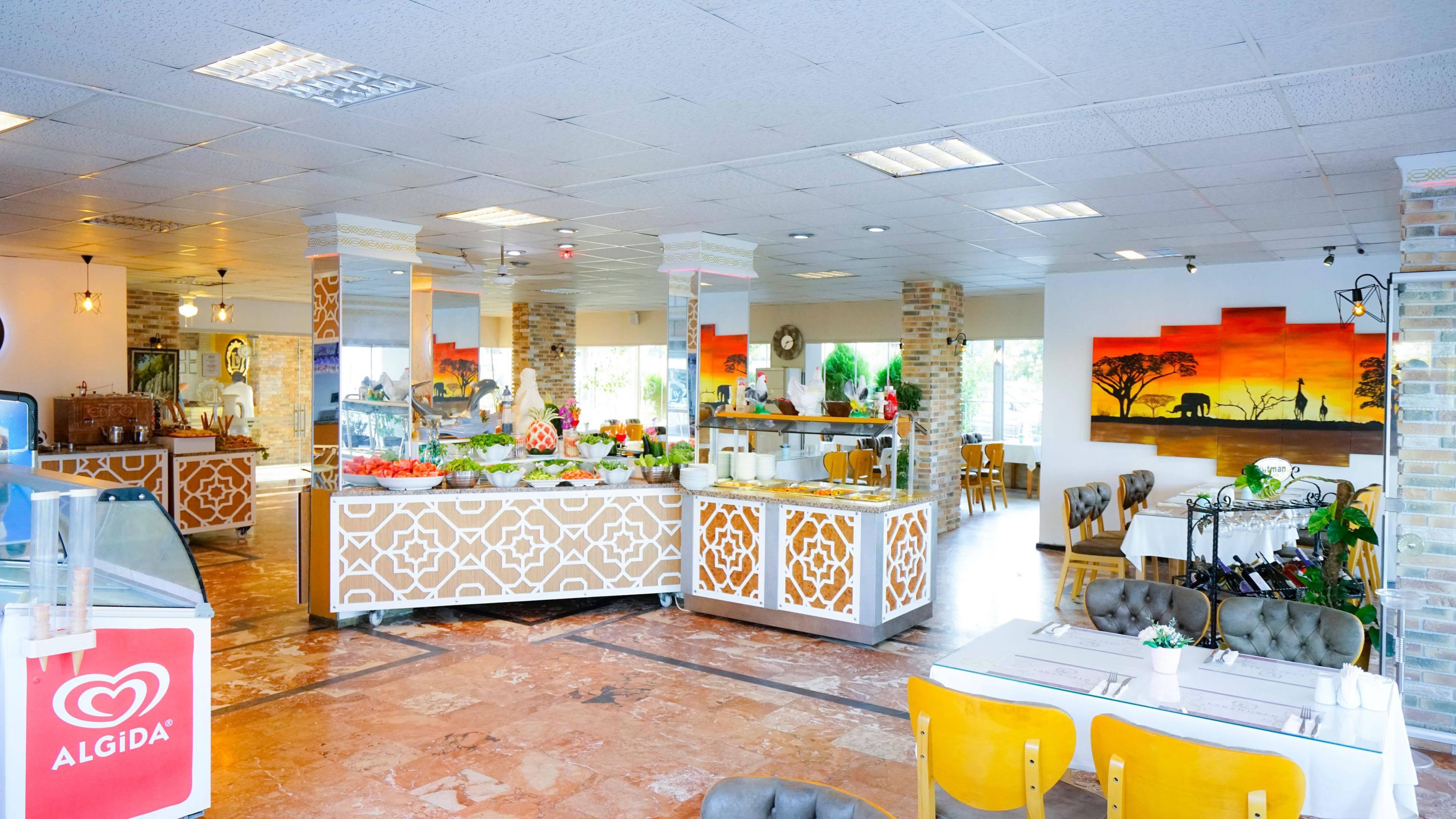 Hotel Lara World 3*