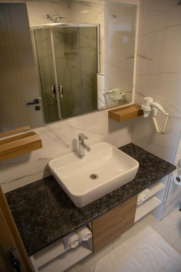Aparthotel Golden World *