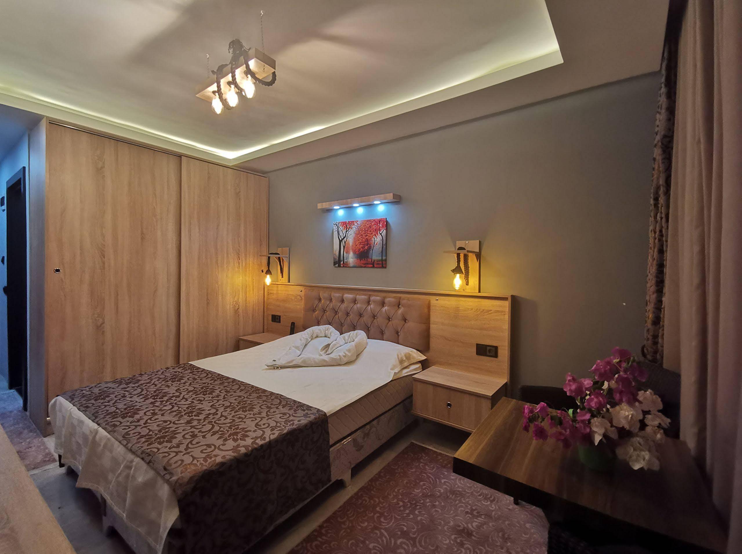 Beyond Hotel 3*