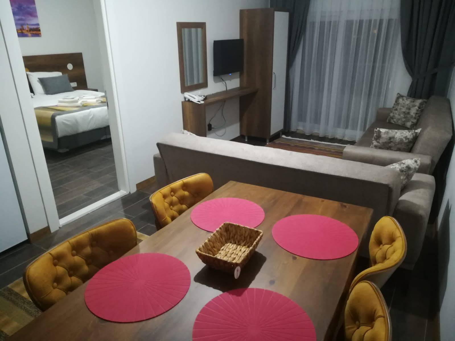 Grand Gulluk & Hotel