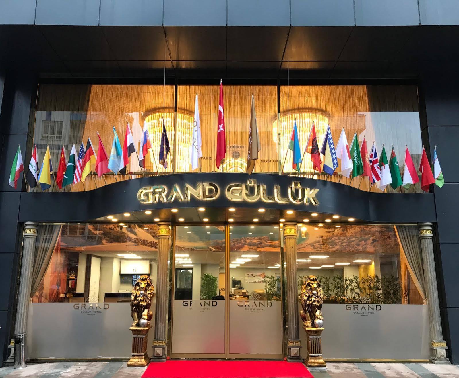 Grand Gulluk & Hotel