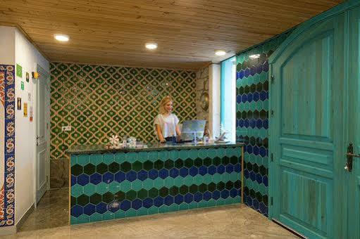 Yazar Lara Hotel