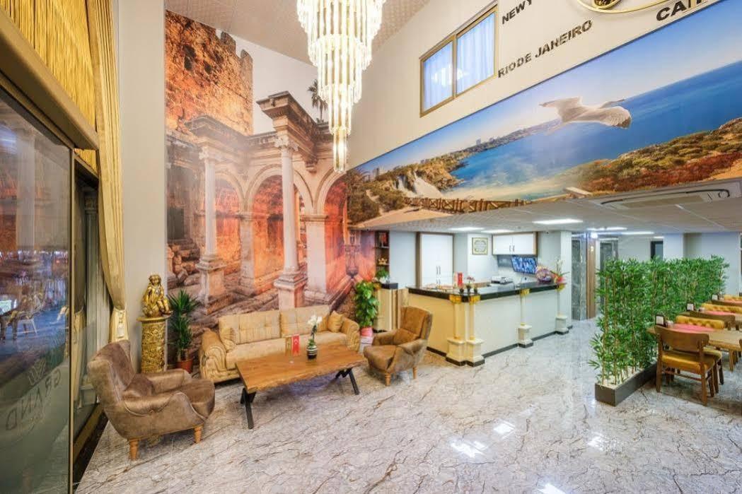 Grand Gulluk & Hotel