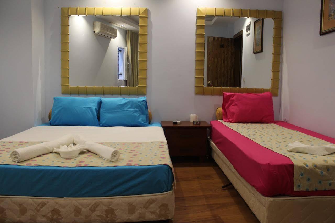 Gvar Hotel *