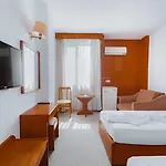 Hotel Gueleryuez 2