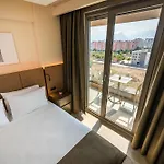 Casamax Suites