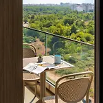 Casamax Suites