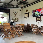 Gardenya Lara Suit Hotel