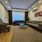 New Flat&Large Living Space 2-6 Near By Lara Beach