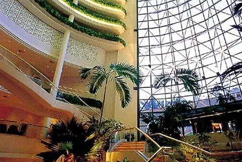Sheraton Voyager Resort & Spa