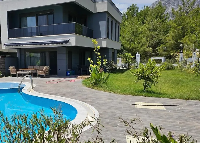 Canyon Villa Goeynuek Kemer Antalya With Pool