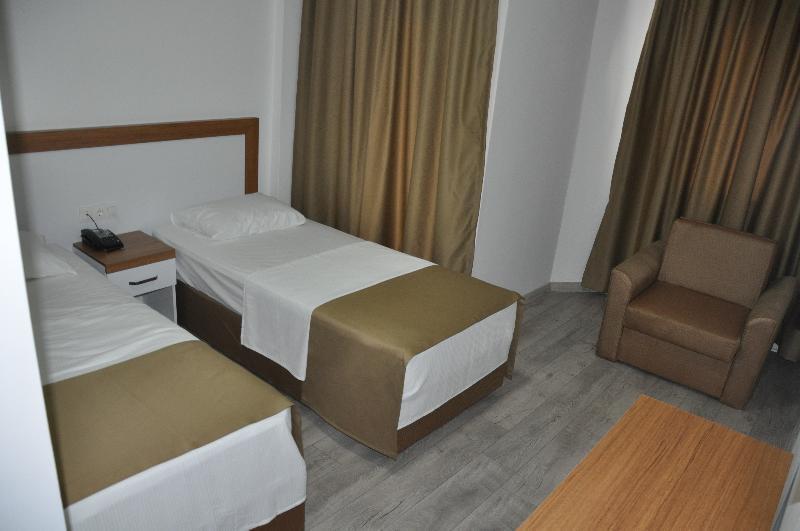Karden Hotel 4*