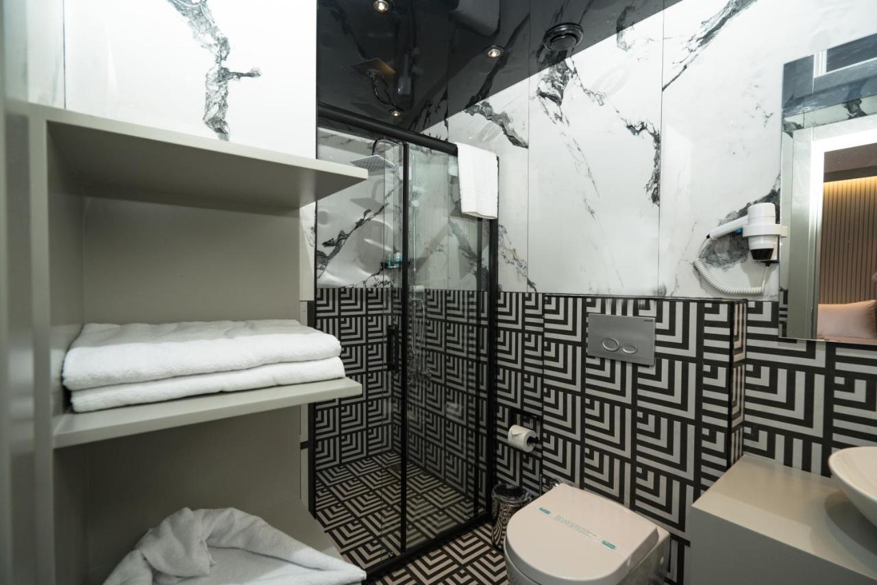 Basel Hotel 2*