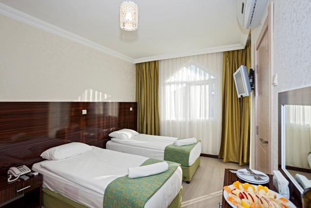 Otel Sato