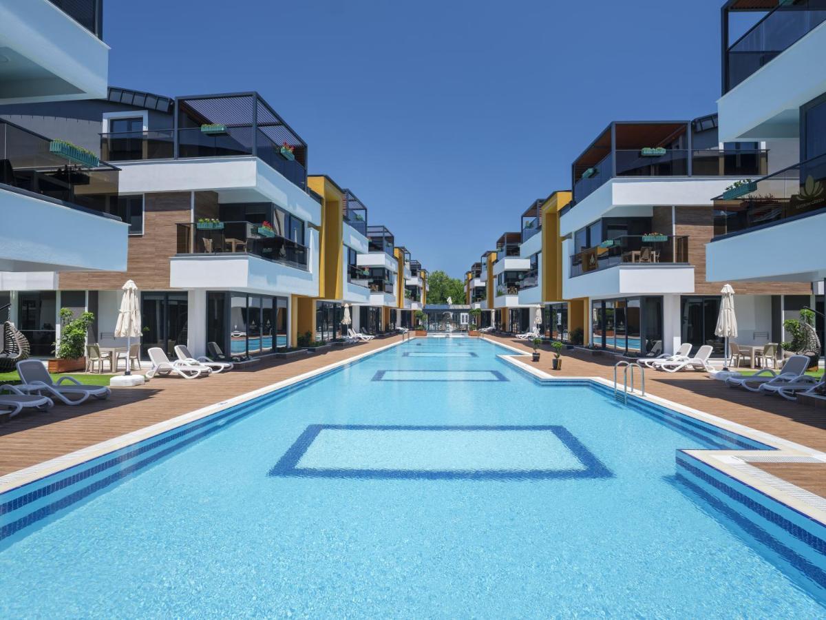 Elysium Otel 2*