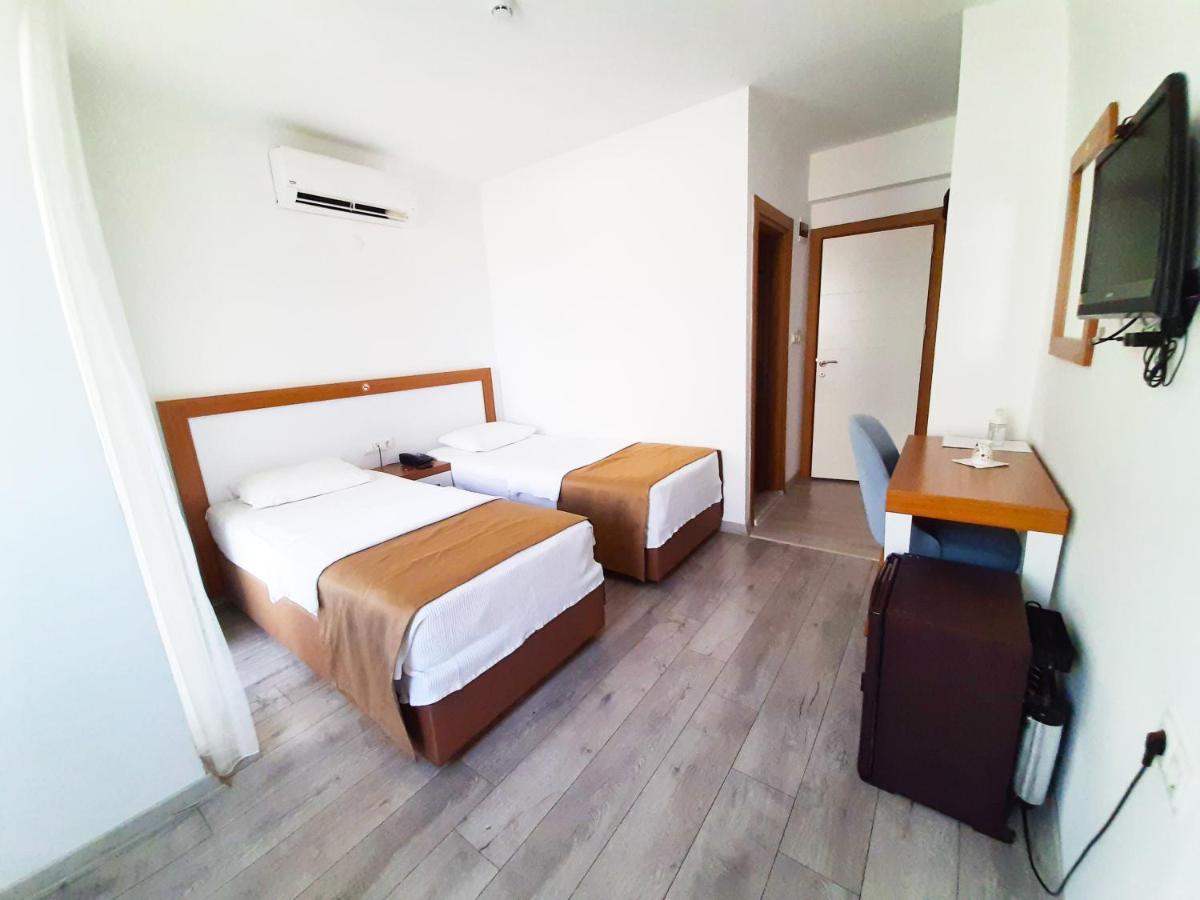 Karden Hotel