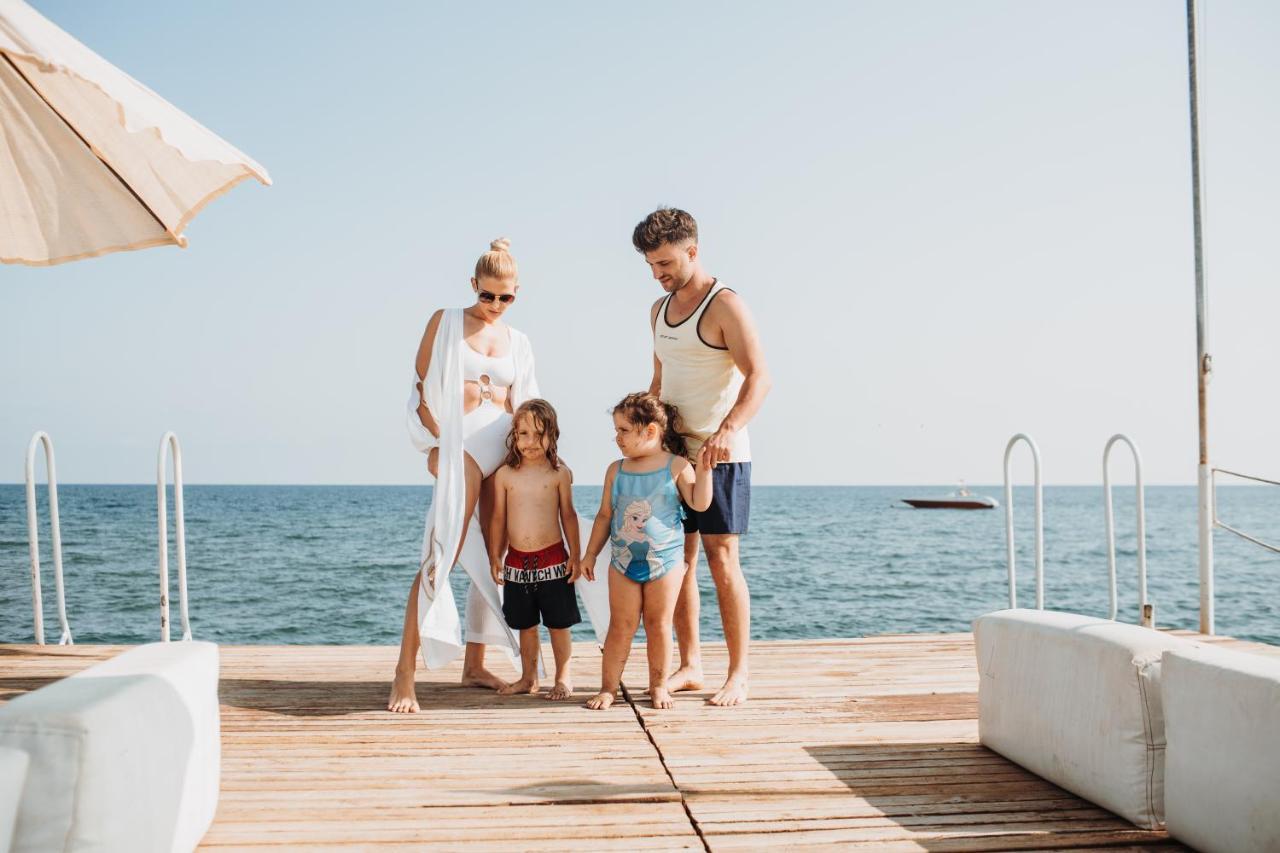 Laren Family & - Boutique Class Otel