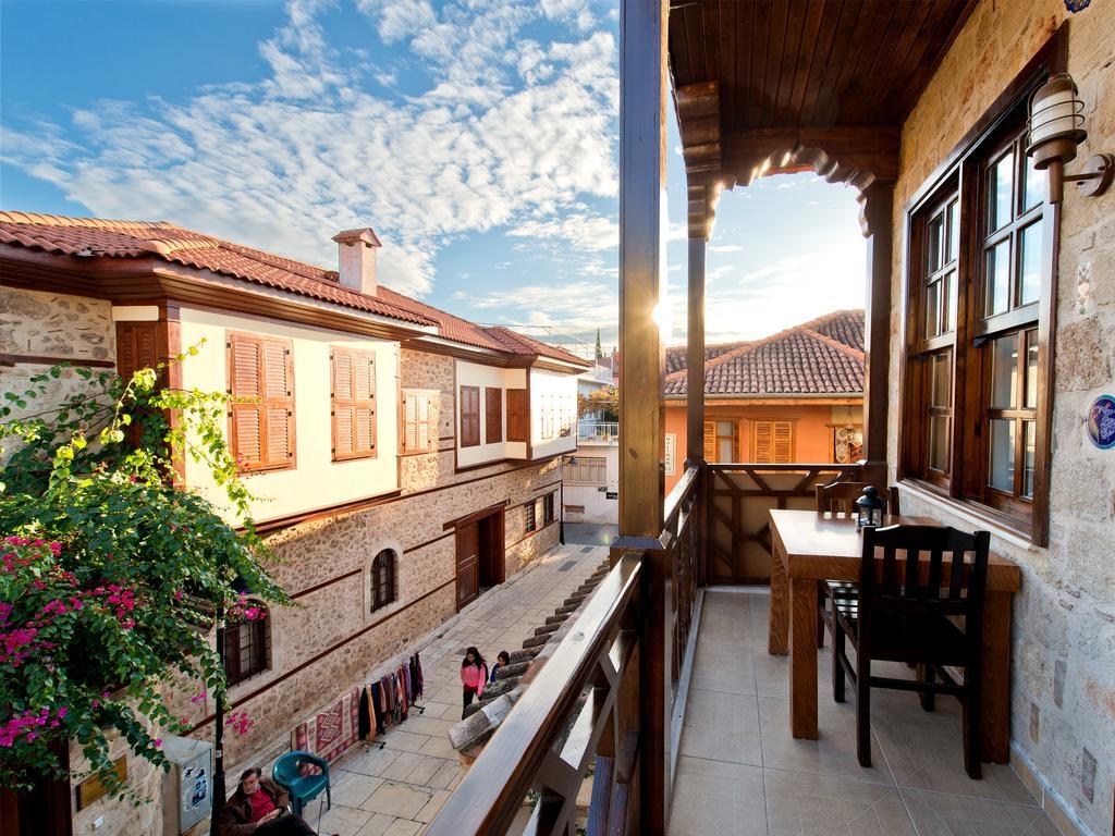 Hadrian Gate Otel Antalya