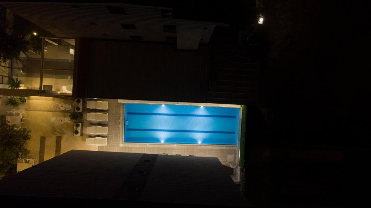 Opera Otel 3*