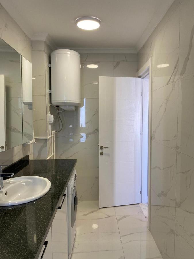 Kaleici/sehir Merkezi 3+1 Jakuzili Daire *