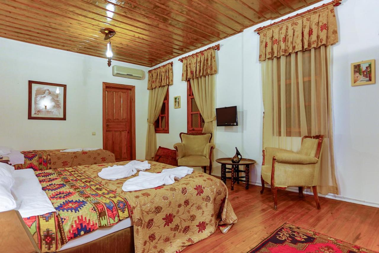 Atelya Art Hotel 3*