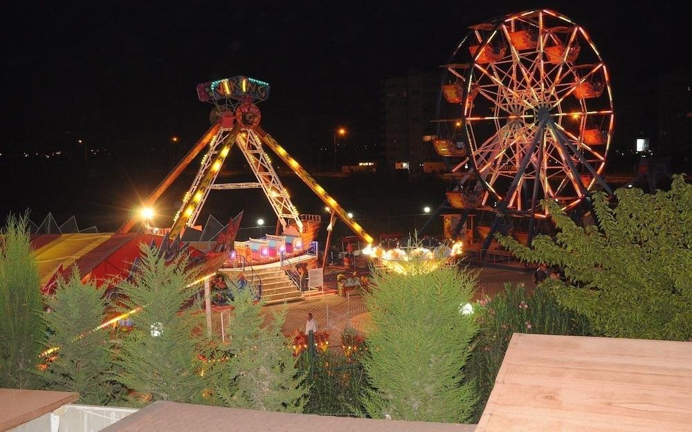 Saturn Palace Hotel 5*