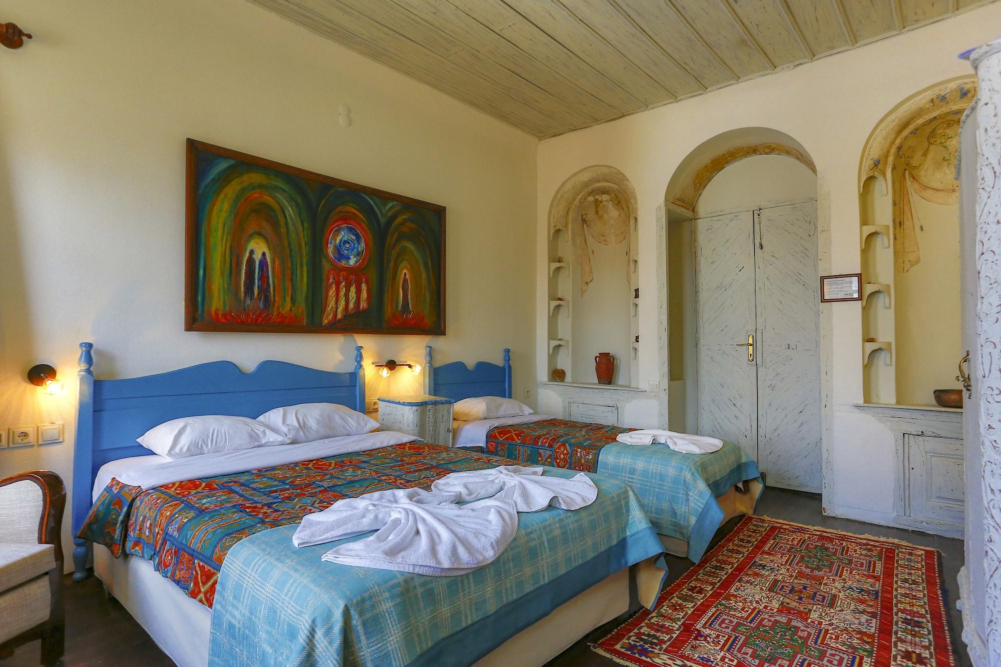 Hotel Atelya Art 3*