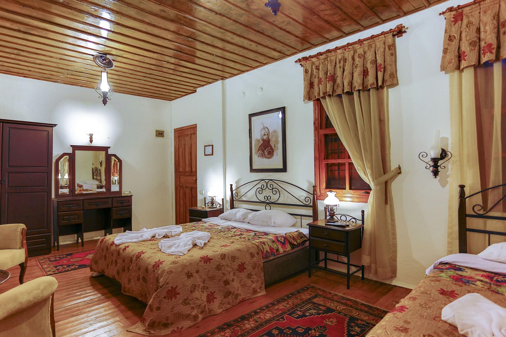 Atelya Art Hotel