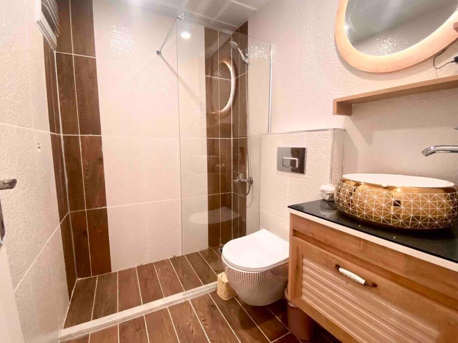 Daire Licensed ,jazzy Class 3 Bedrooms Homes 100mb Wi-fi Antalya