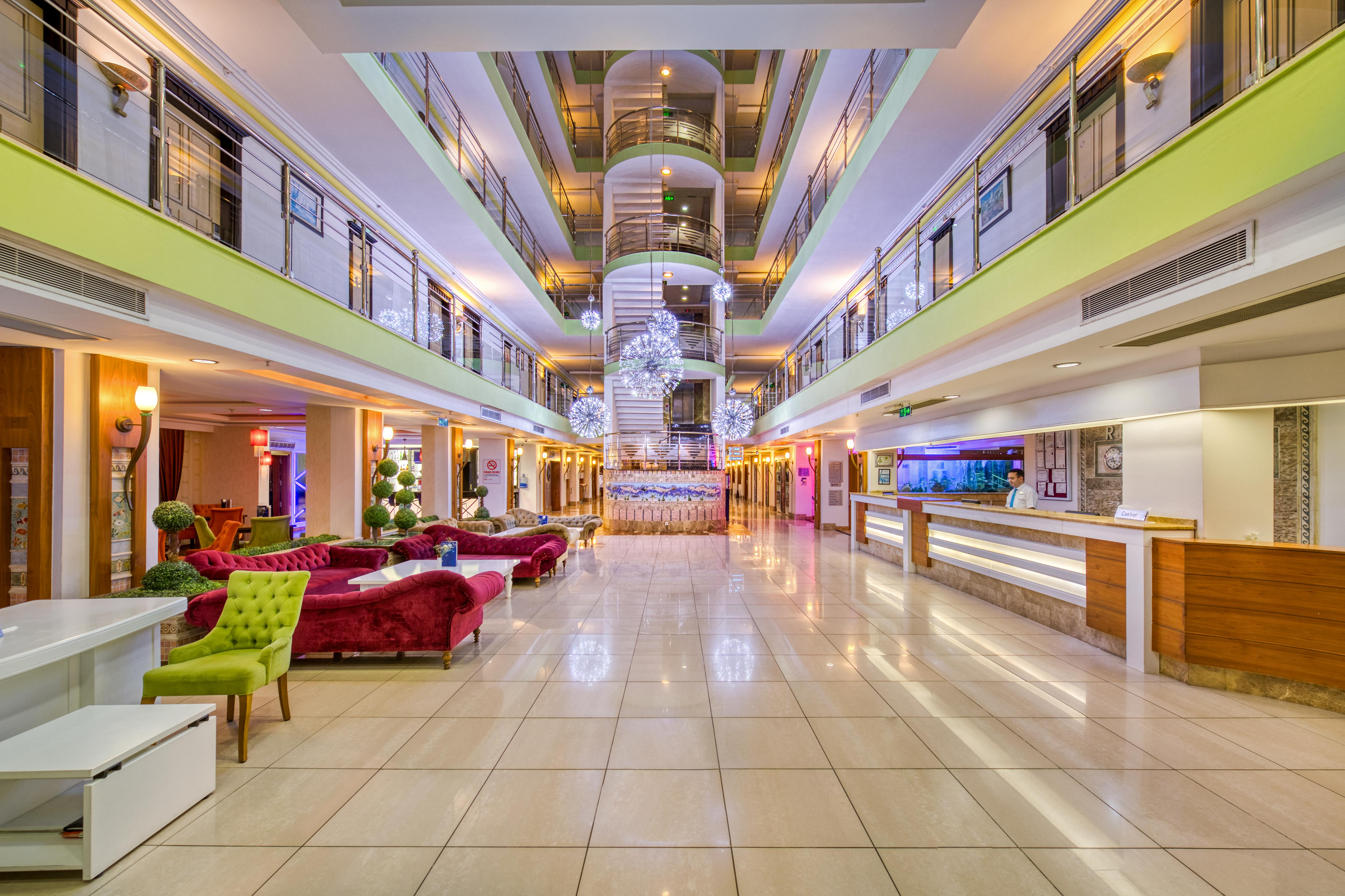 Hotel Sealife Family 5*