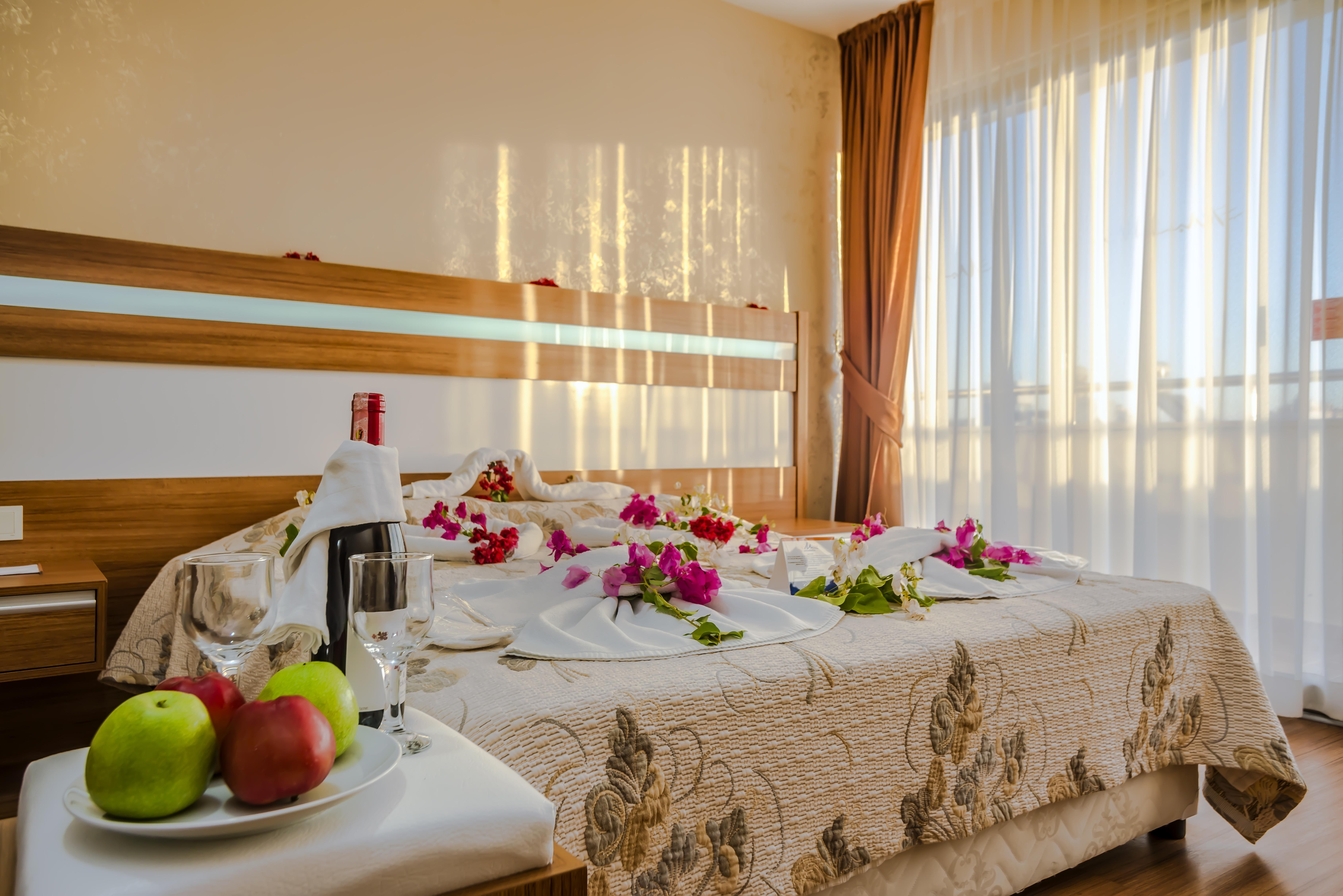 Santa Marina Hotel 3*