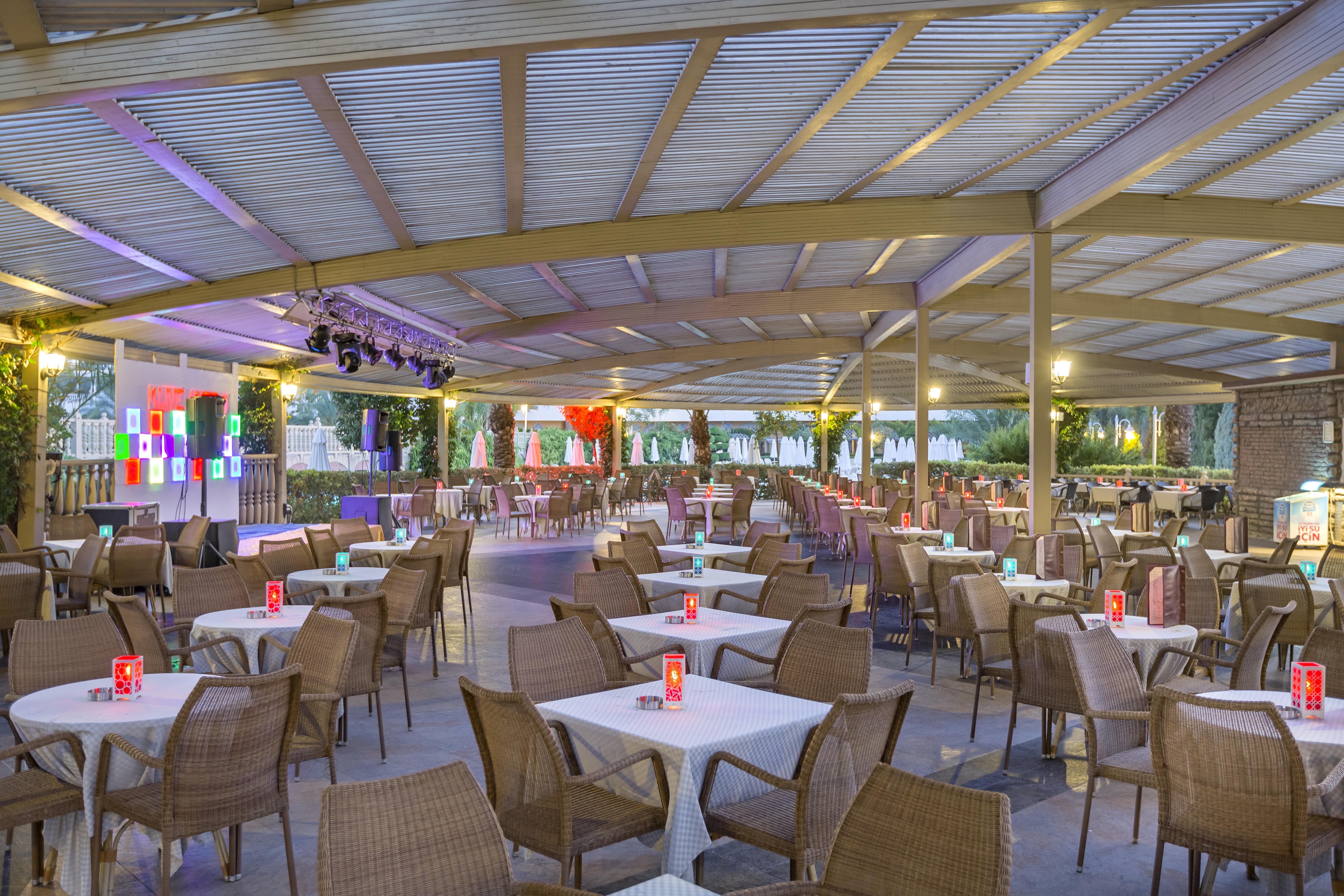 Royal Palace Resort 5*