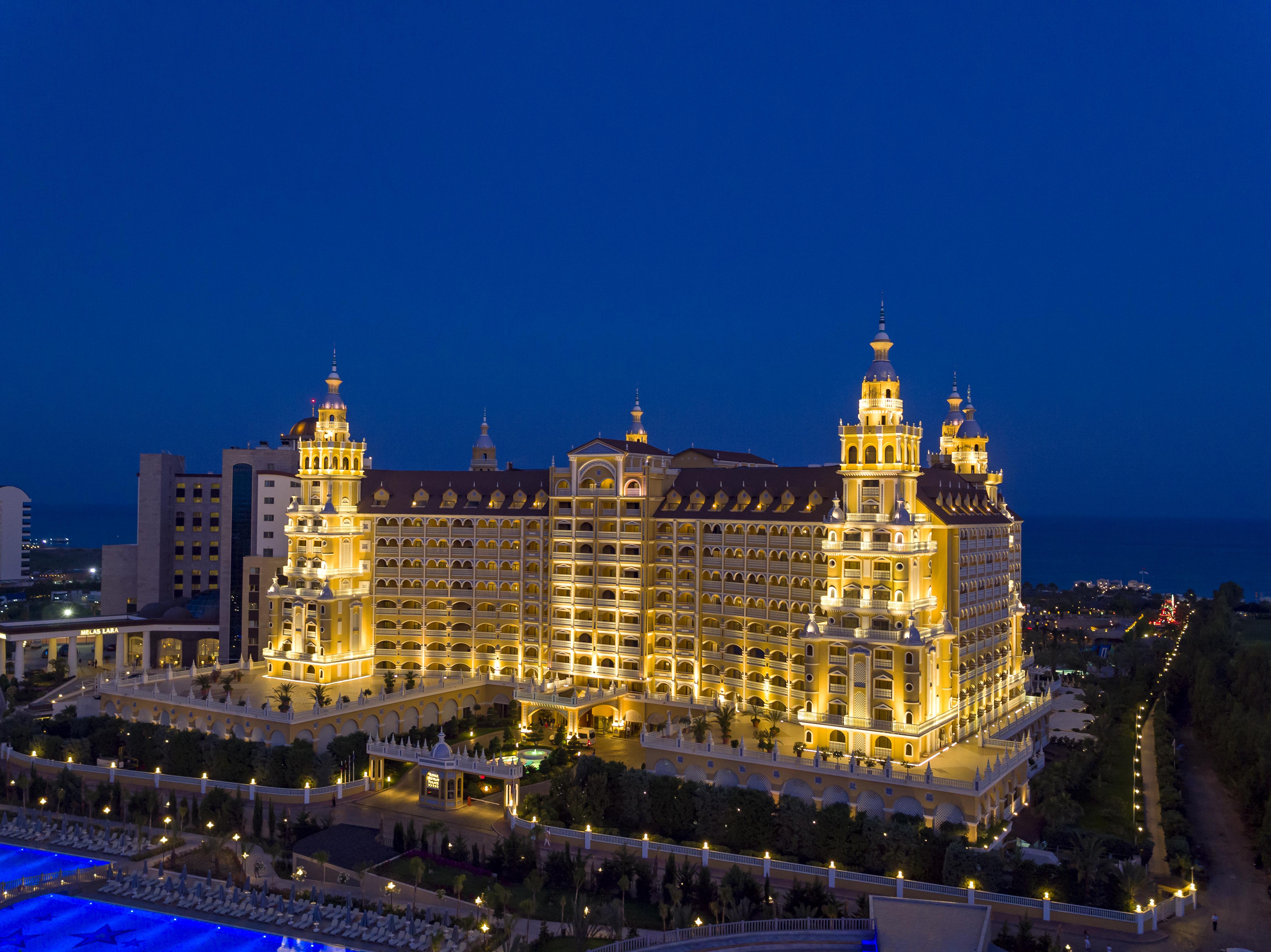 Royal Palace 5*