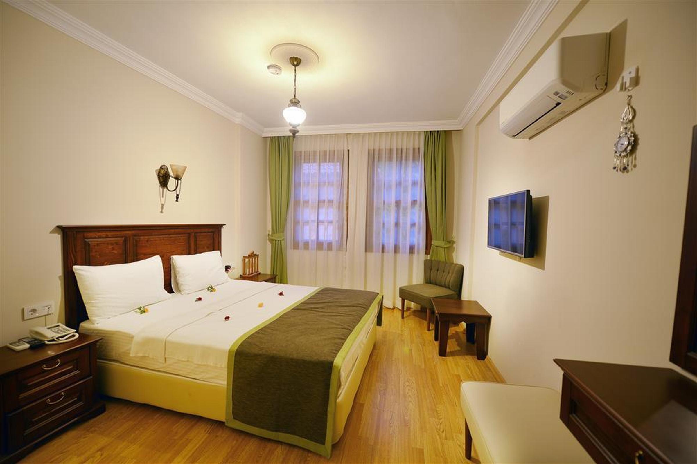 Otel Hadrian Gate Antalya